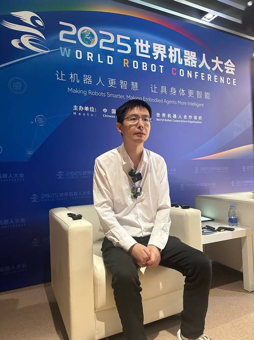 王兴兴：具身智能真正的Chatgpt时刻至少还要两到三年